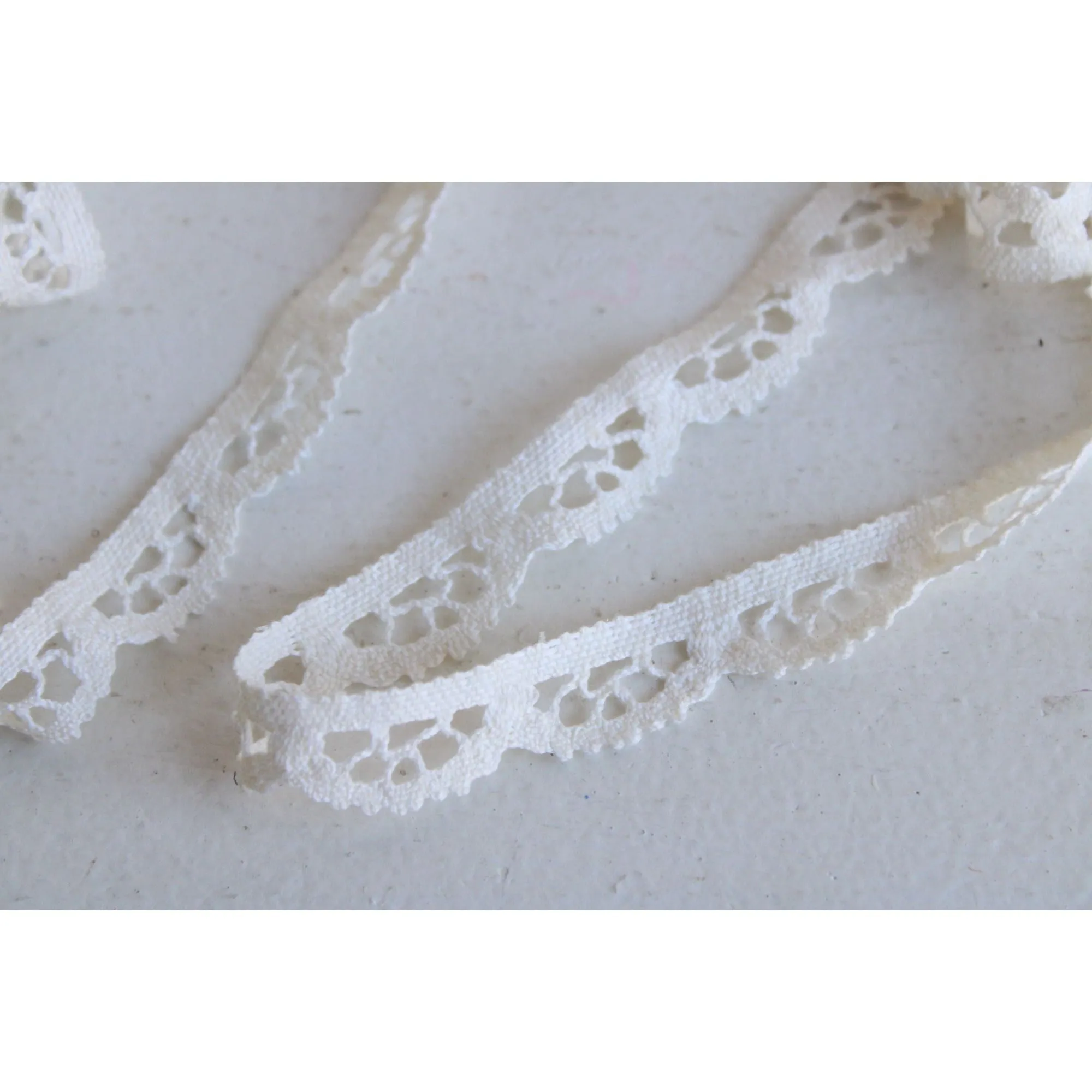 Vintage Ivory Crochet Lace Trim, 5/8" Two Yards