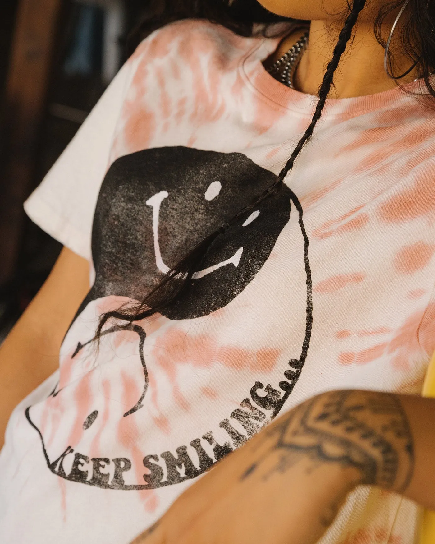 Women's Smiley Yin Yang Vintage Tee